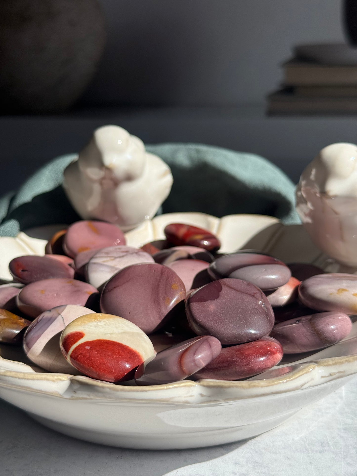Mookaite Jasper Mini Palmstone
