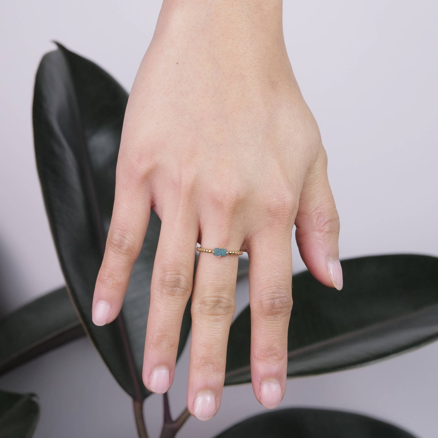 Brass Decorated Prong Stone Ring